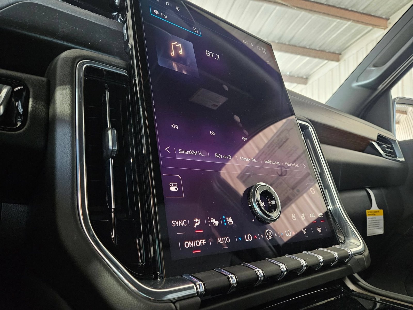 New 2026 GMC Yukon Denali AWD/4WD image 18
