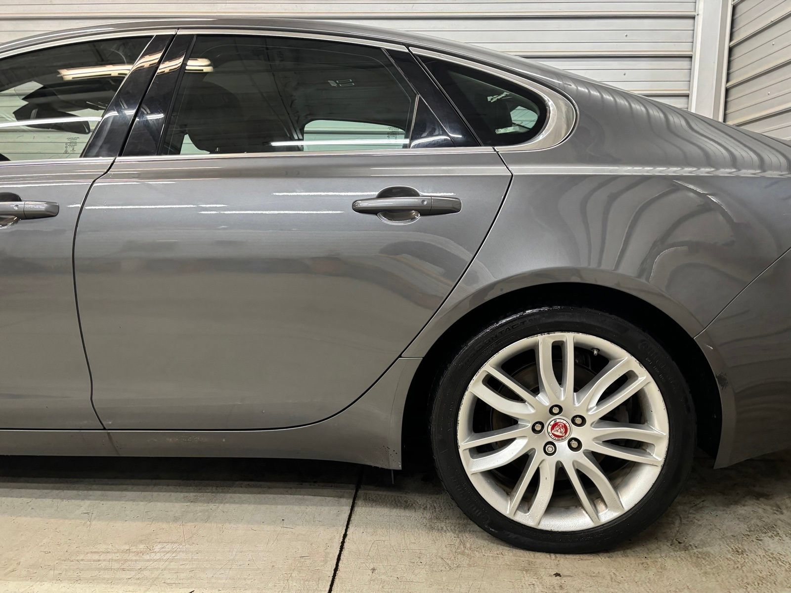 Used 2016 Jaguar XF Prestige AWD/4WD image 9