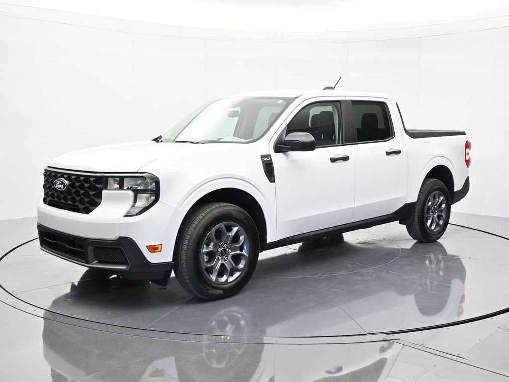 Used 2025 Ford Maverick XLT w/ 4K Tow Package AWD/4WD image 1