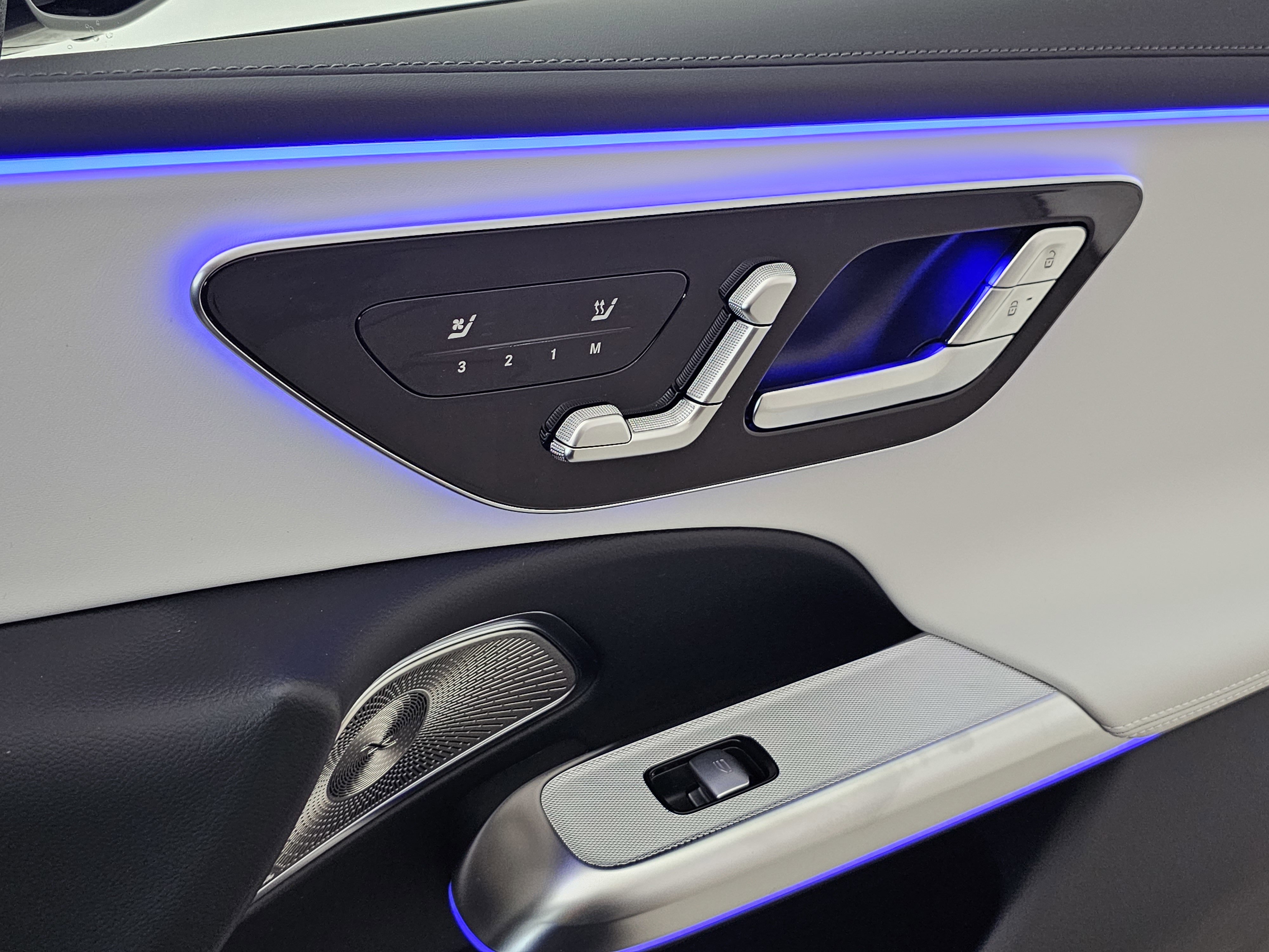 New 2026 Mercedes-Benz E 53 AMG e 4MATIC Sedan image 19