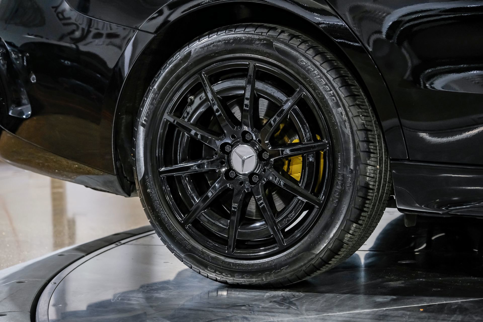 Used 2024 Mercedes-Benz C 43 AMG 4MATIC Sedan w/ Driver Assistance Package image 57