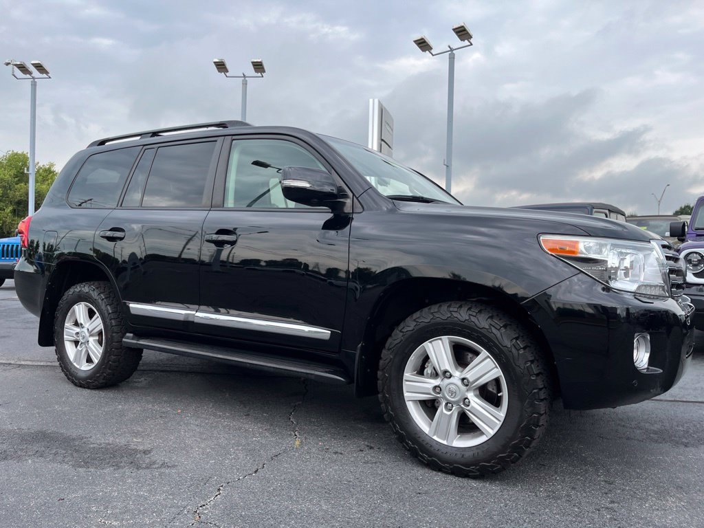 Used 2014 Toyota Land Cruiser AWD/4WD image 44
