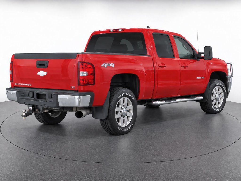 Used 2011 Chevrolet Silverado 2500 LTZ w/ LPO, On The Job Package AWD/4WD image 4