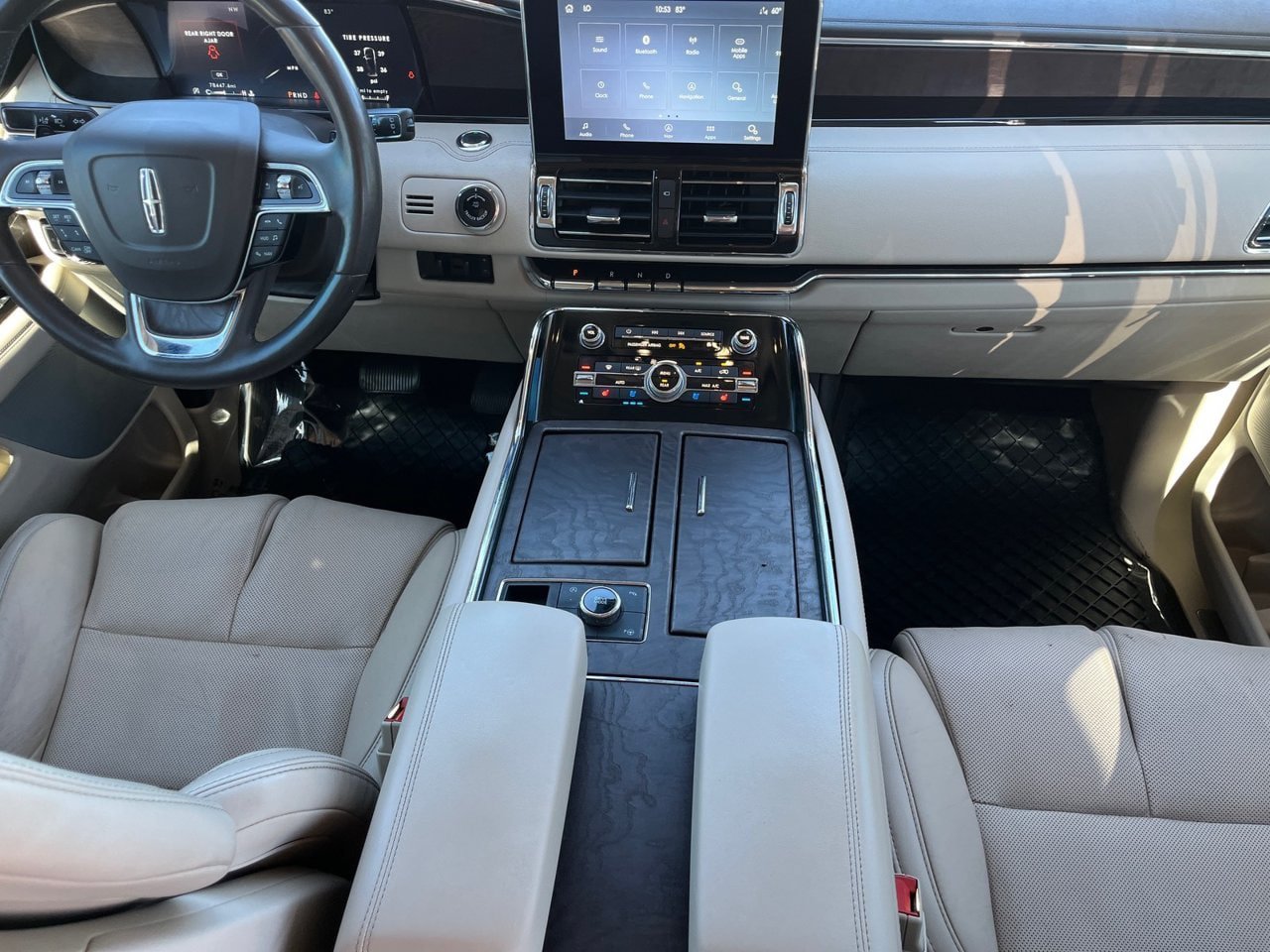Used 2021 Lincoln Navigator L Reserve AWD/4WD image 14