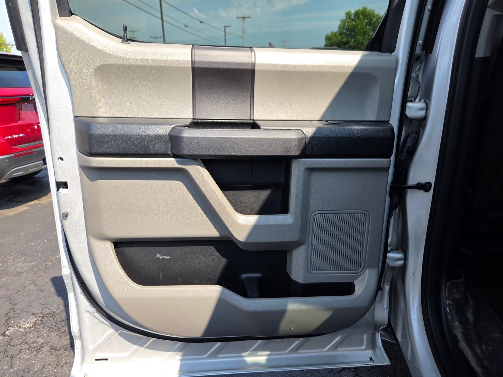 Used 2019 Ford F150 XL w/ Equipment Group 101A Mid AWD/4WD image 29