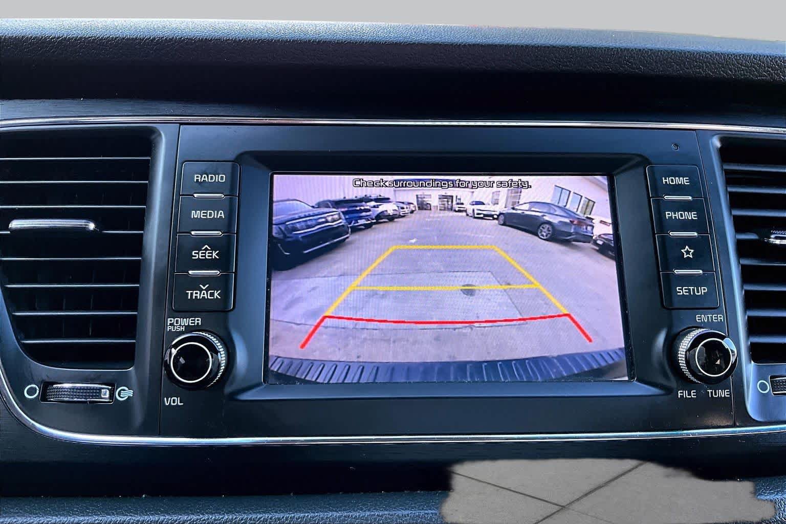 Used 2019 Kia Sedona LX FWD image 28