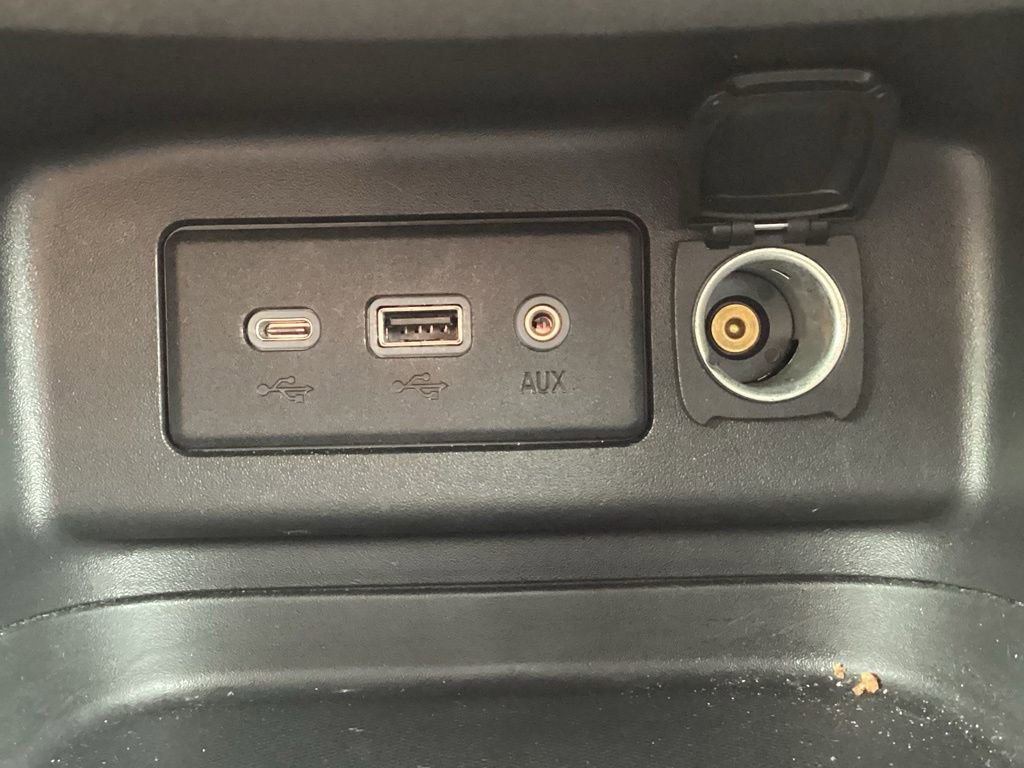 Used 2024 Chevrolet Equinox LT image 24
