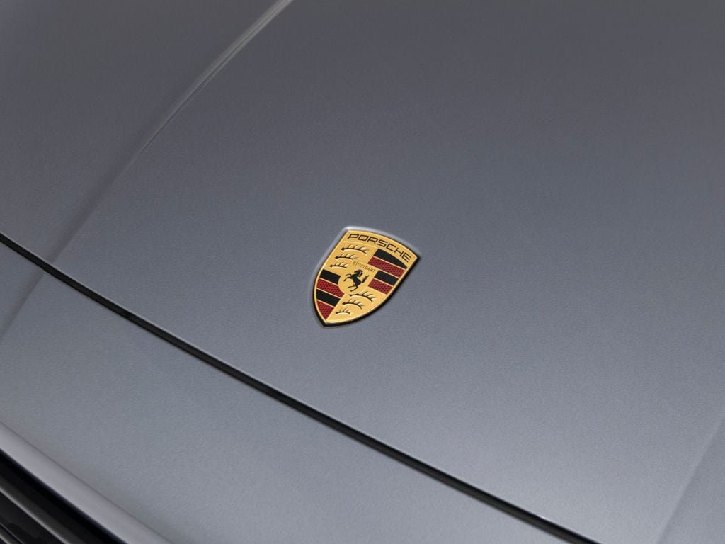 New 2026 Porsche Cayenne Coupe AWD/4WD image 40