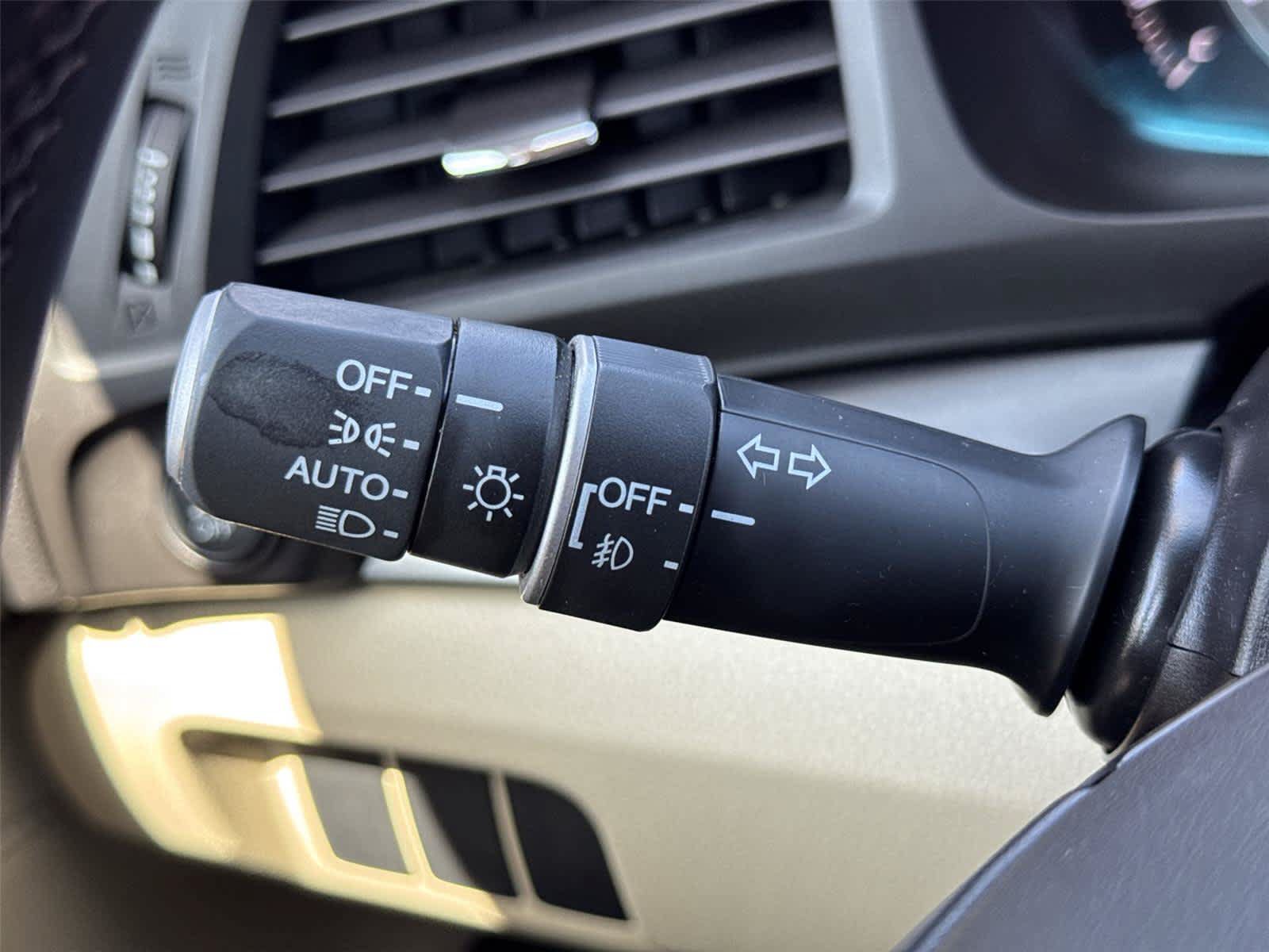 Used 2015 Acura ILX w/ Technology Package FWD image 41