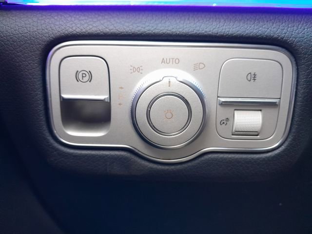 Used 2022 Mercedes-Benz GLS 450 4MATIC w/ AMG Line Exterior image 8