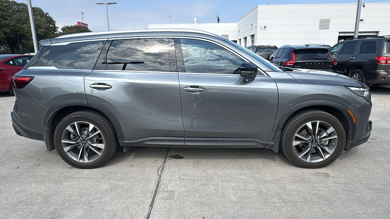 Used 2023 INFINITI QX60 Luxe w/ Cargo Package image 8