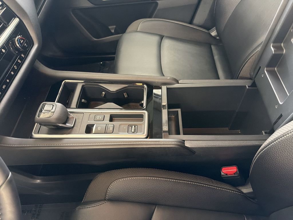 Certified 2024 Nissan Pathfinder SL image 27