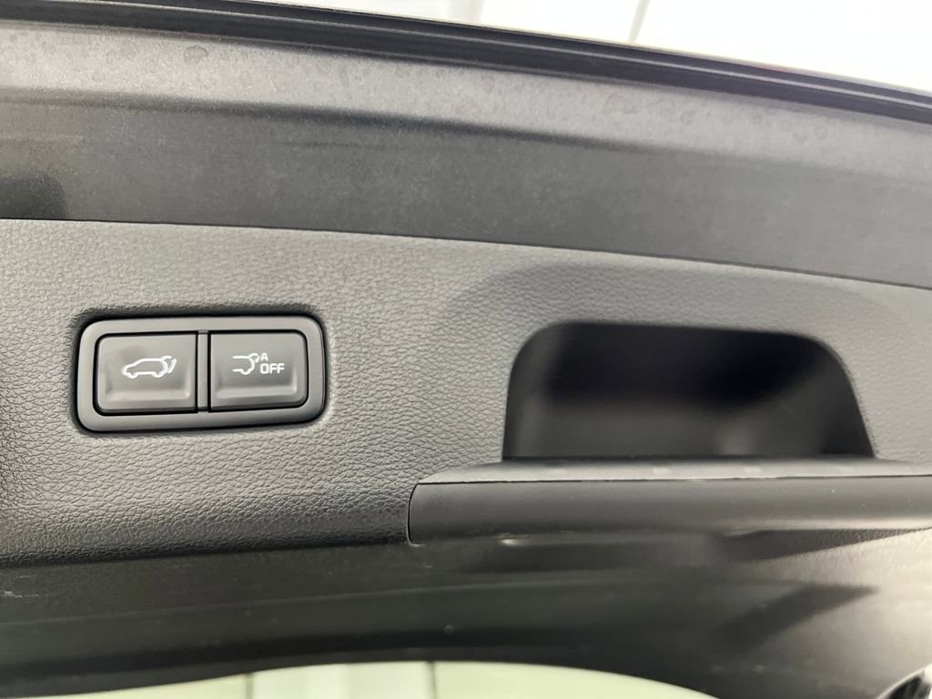 Used 2025 Kia Telluride S image 46