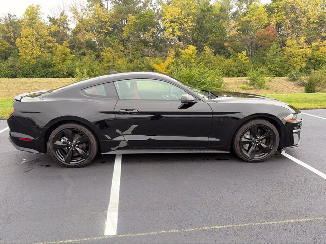 Used 2021 Ford Mustang GT Premium RWD image 10