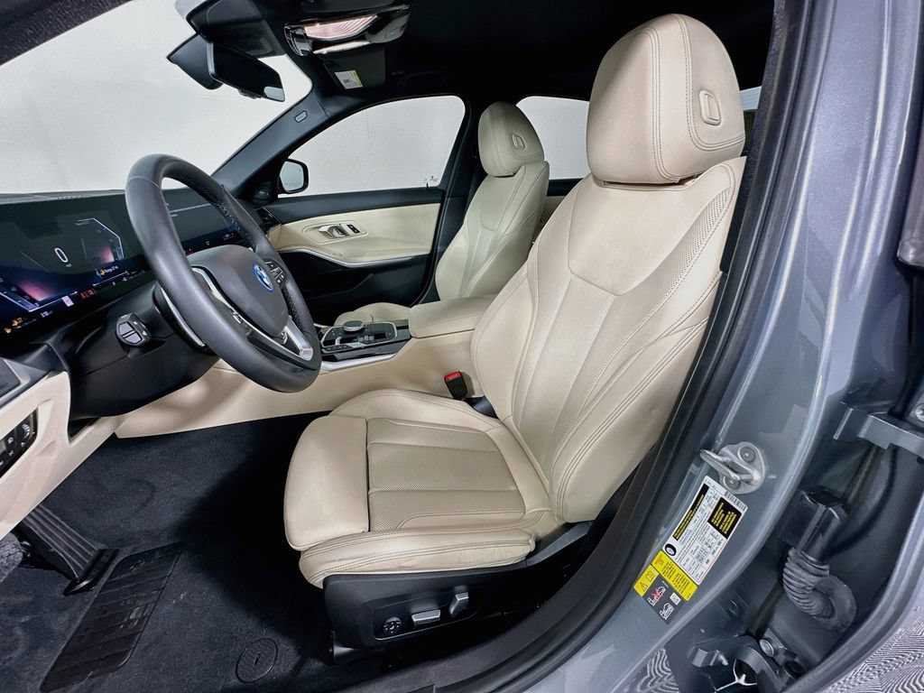 Certified 2024 BMW 330e w/ Premium Package RWD image 21