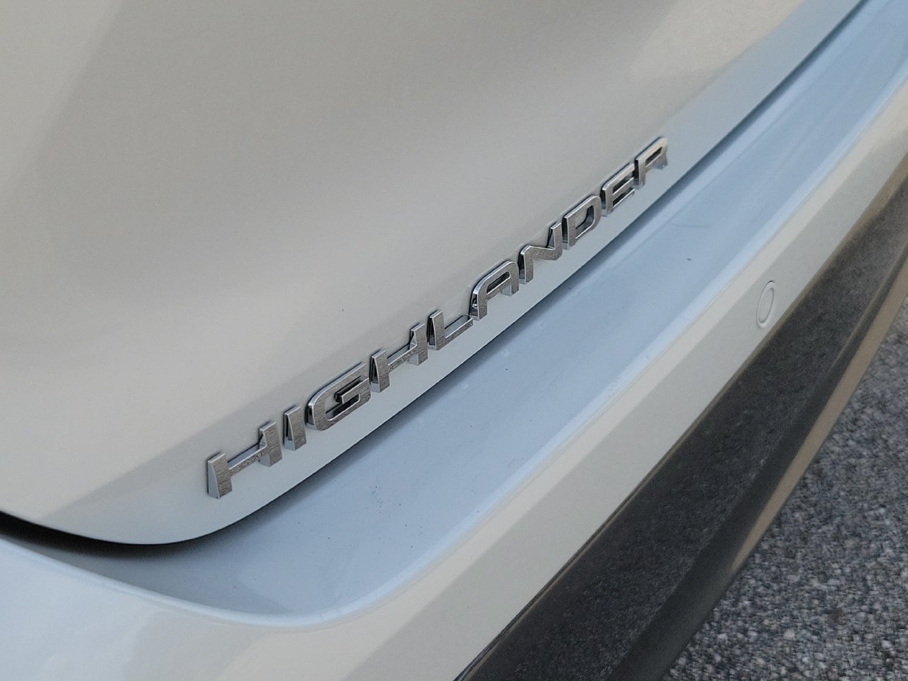 Used 2026 Toyota Highlander Limited AWD/4WD image 6
