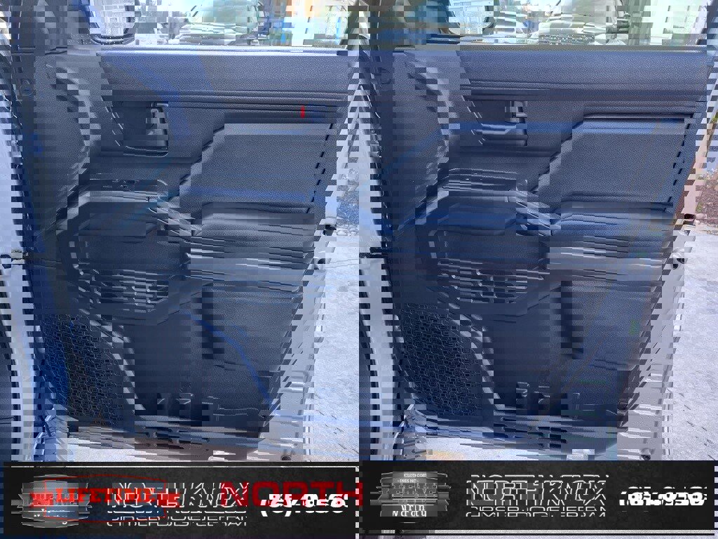 Used 2025 Toyota 4Runner SR5 image 26