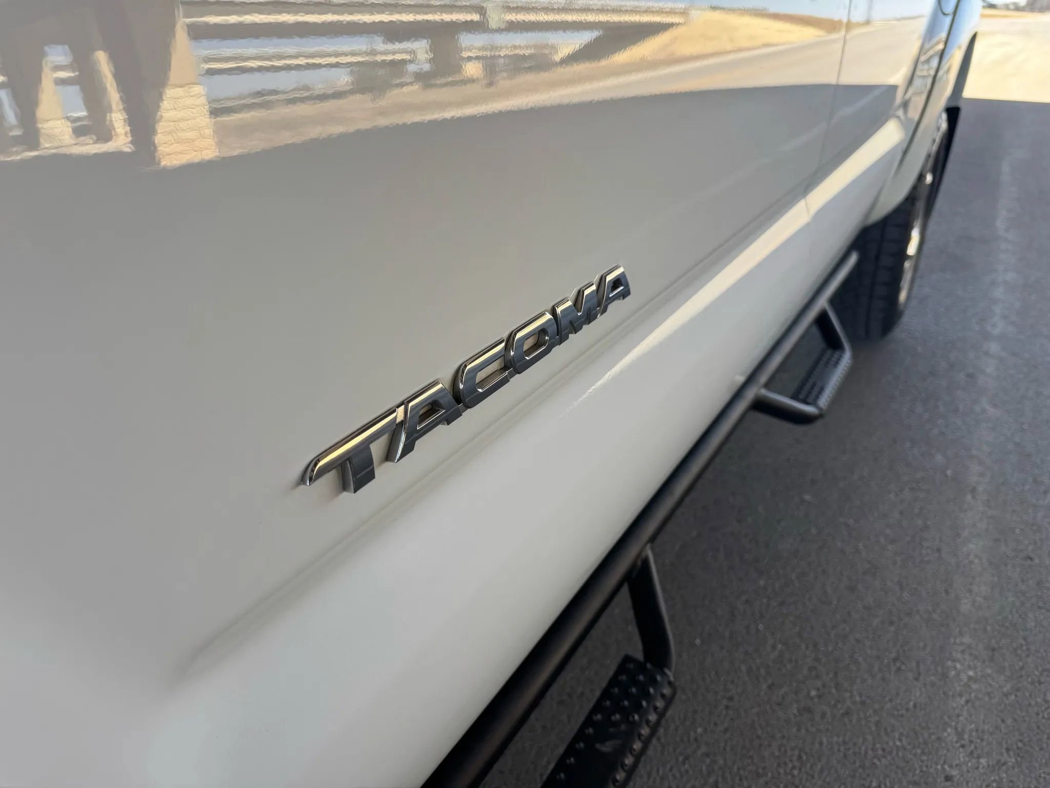 Used 2015 Toyota Tacoma PreRunner w/ SR5 Package image 6