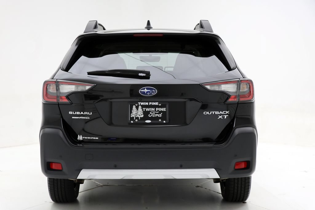 Used 2023 Subaru Outback Limited XT AWD/4WD image 7