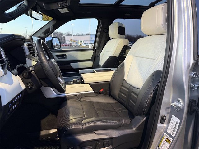 Used 2023 Toyota Sequoia Capstone image 14