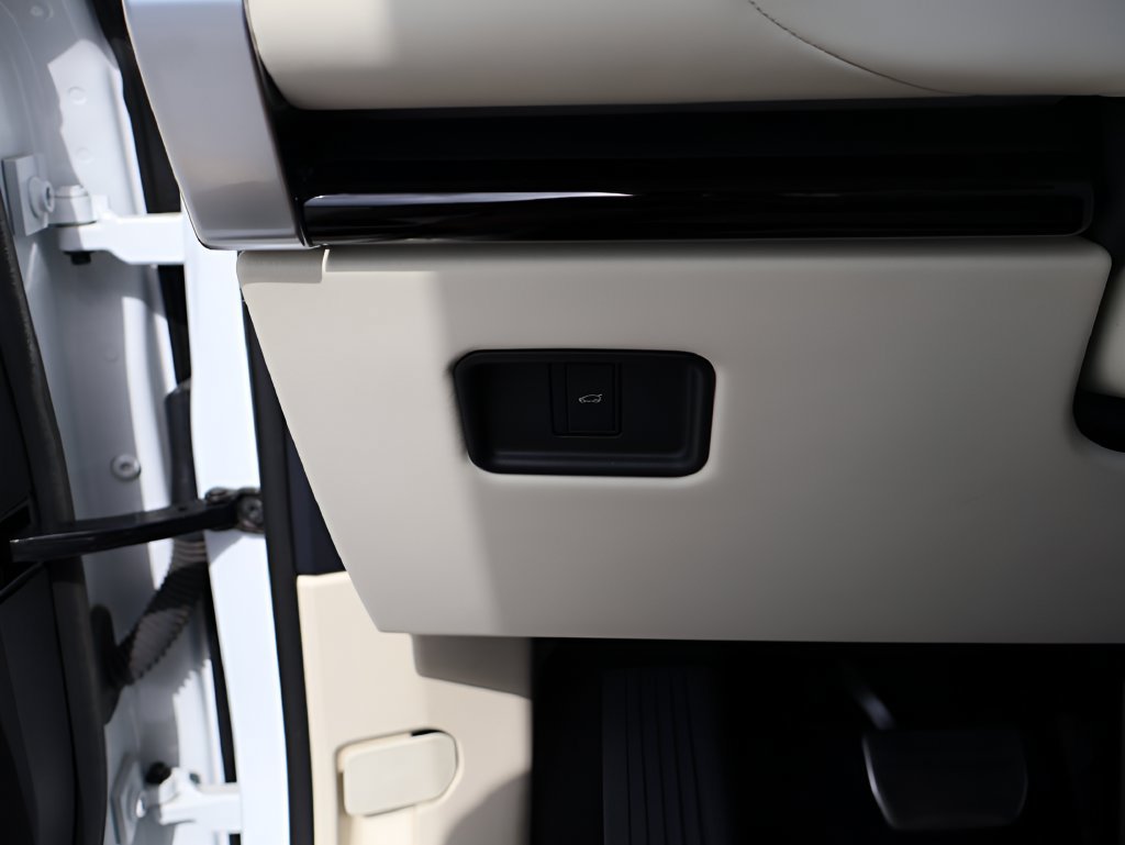 Used 2023 Land Rover Range Rover SE AWD/4WD image 34