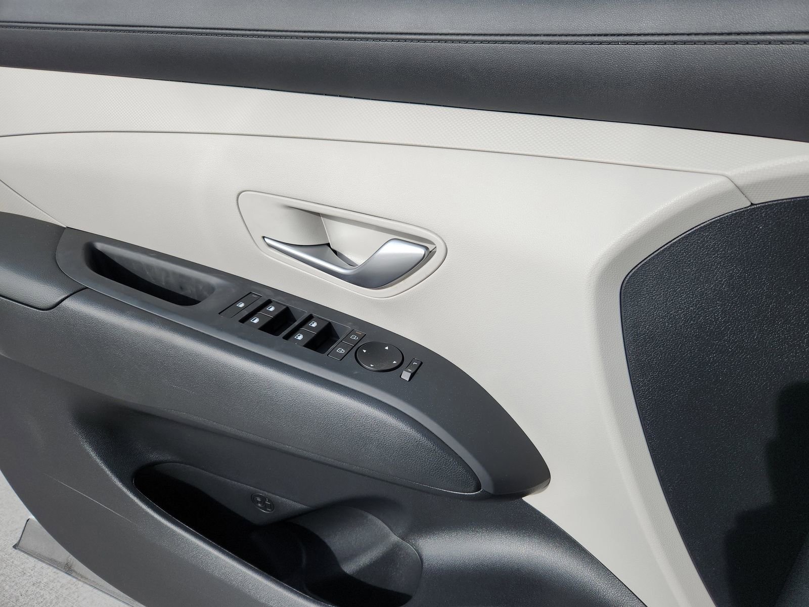 New 2026 Hyundai Tucson SEL image 6