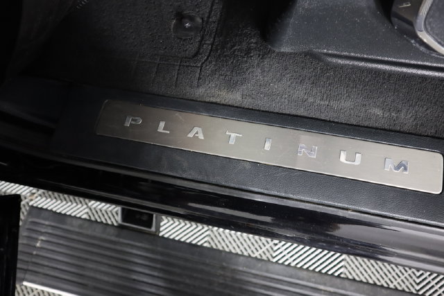 Used 2024 Ford F250 Platinum w/ FX4 Off-Road Package AWD/4WD image 45