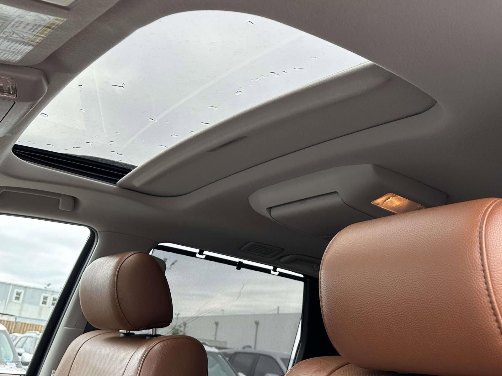 Used 2017 Toyota Sequoia Platinum AWD/4WD image 9