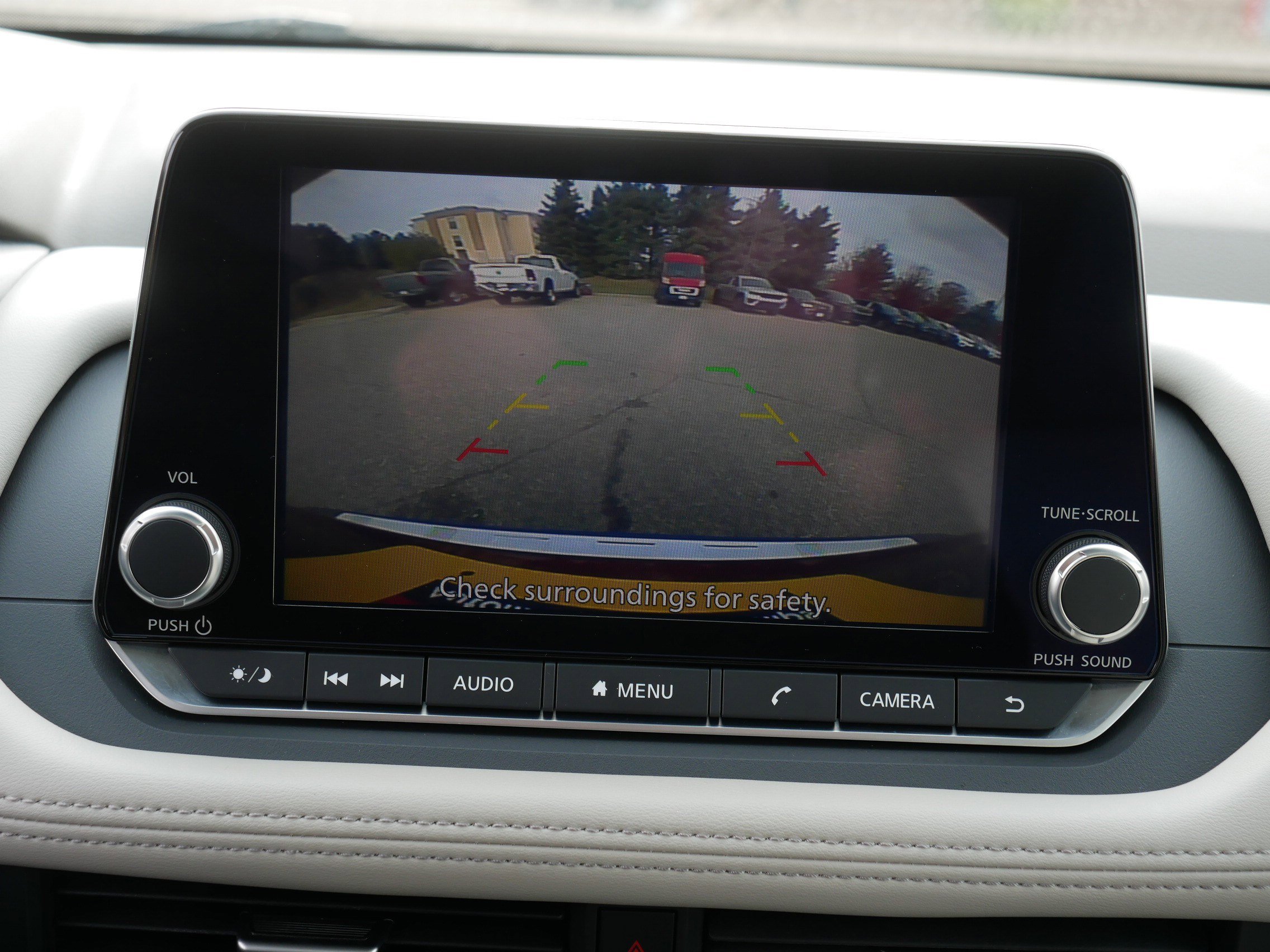 Used 2023 Nissan Rogue SV w/ SV Premium B Package image 27