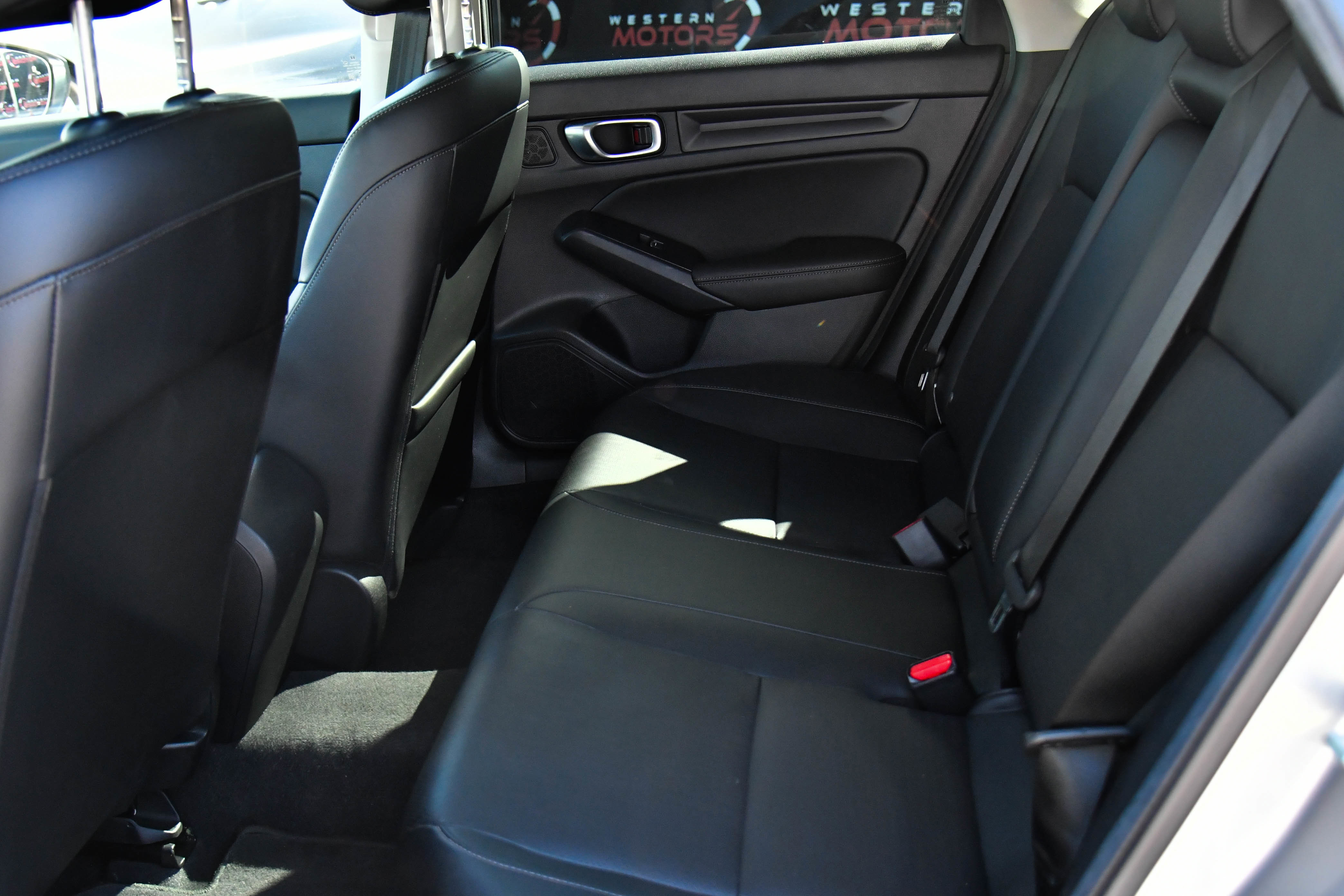 Used 2024 Honda Civic EX-L image 36