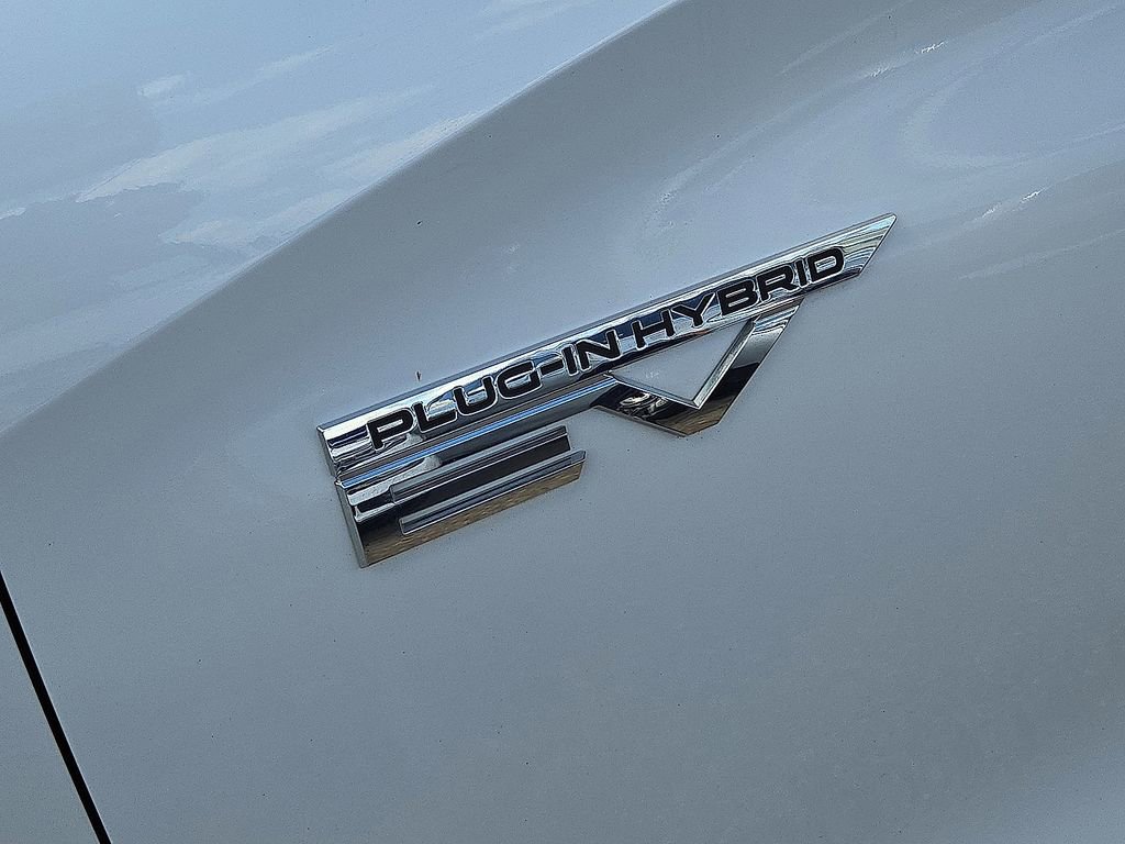 Used 2023 Mitsubishi Outlander SE image 12