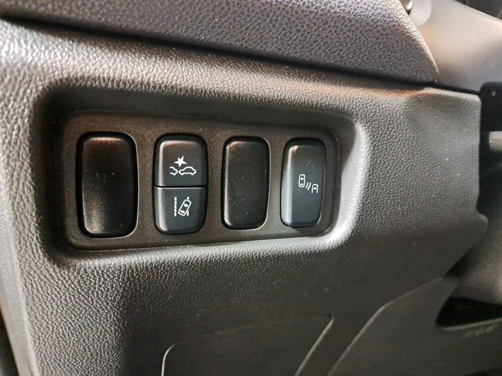 Used 2022 Mitsubishi Outlander Sport SE image 13