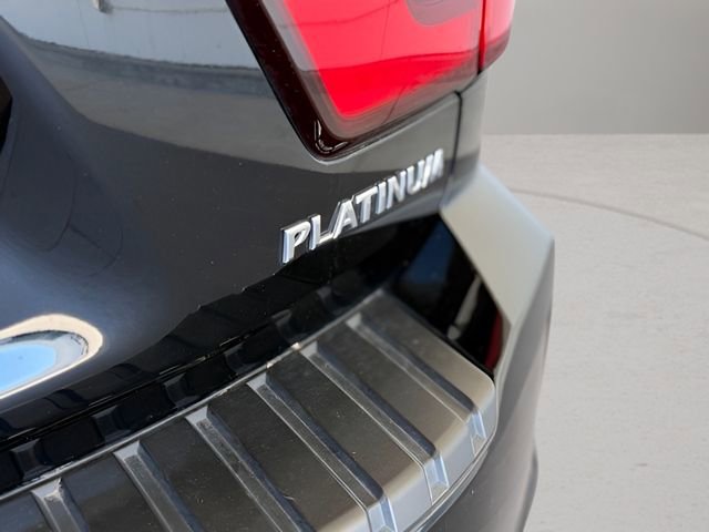 Used 2023 Nissan Armada Platinum w/ Captain's Chairs Package image 10