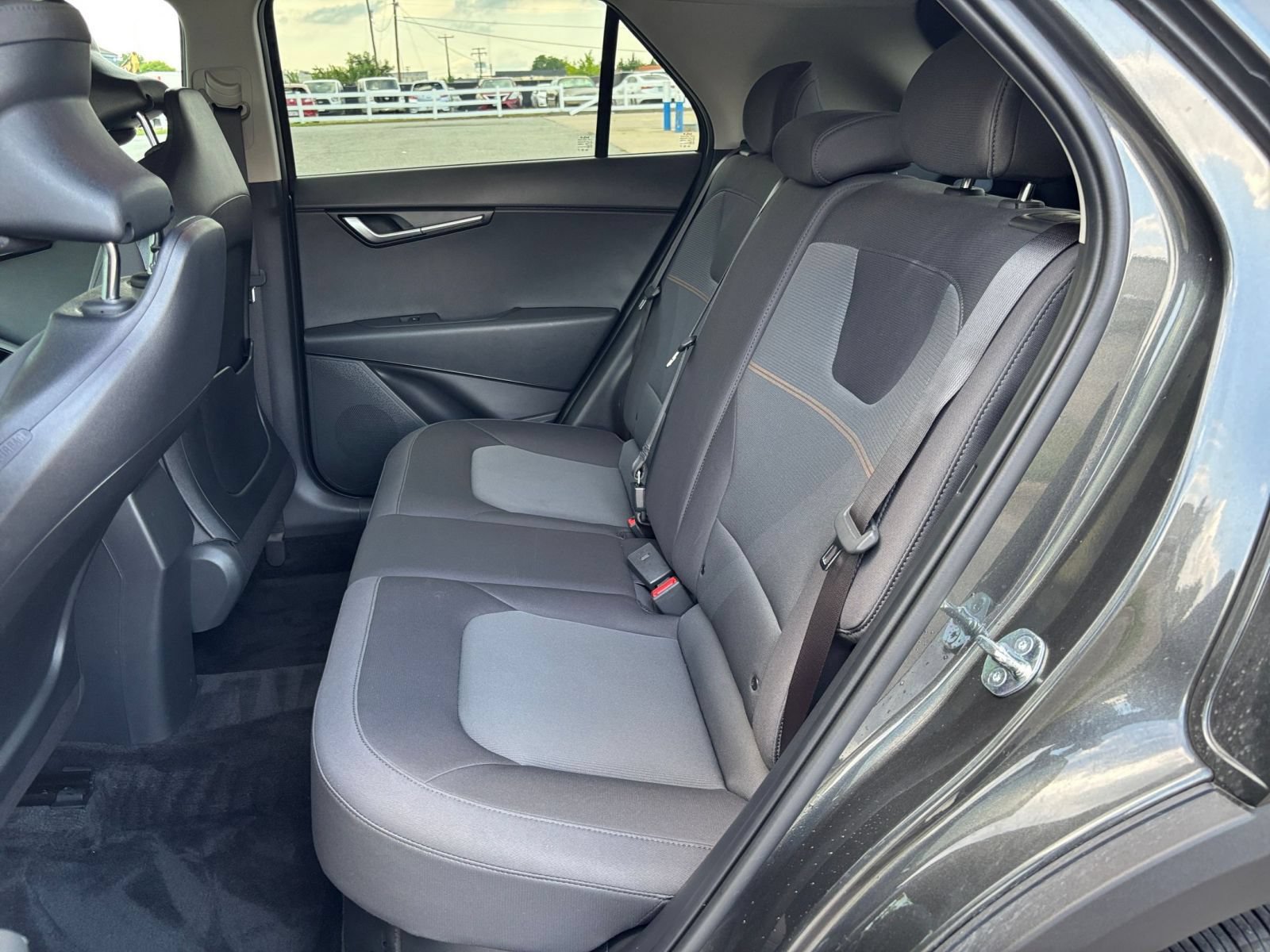 Used 2026 Kia Niro LX FWD image 24