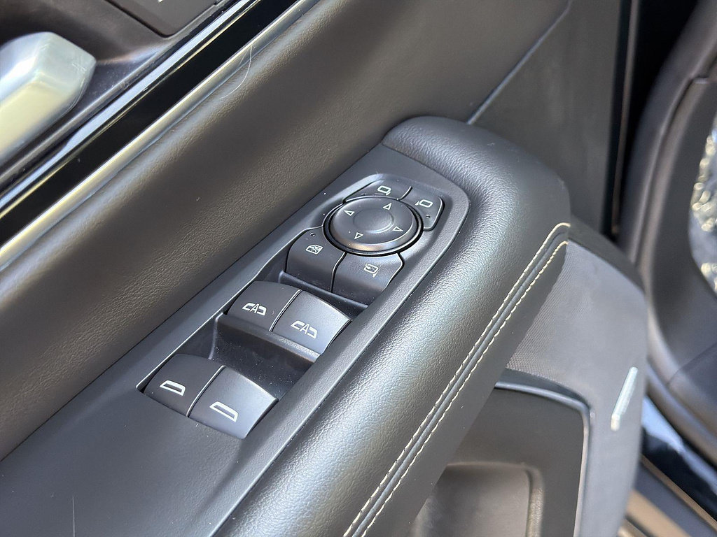 Used 2026 GMC Yukon XL Elevation RWD image 22