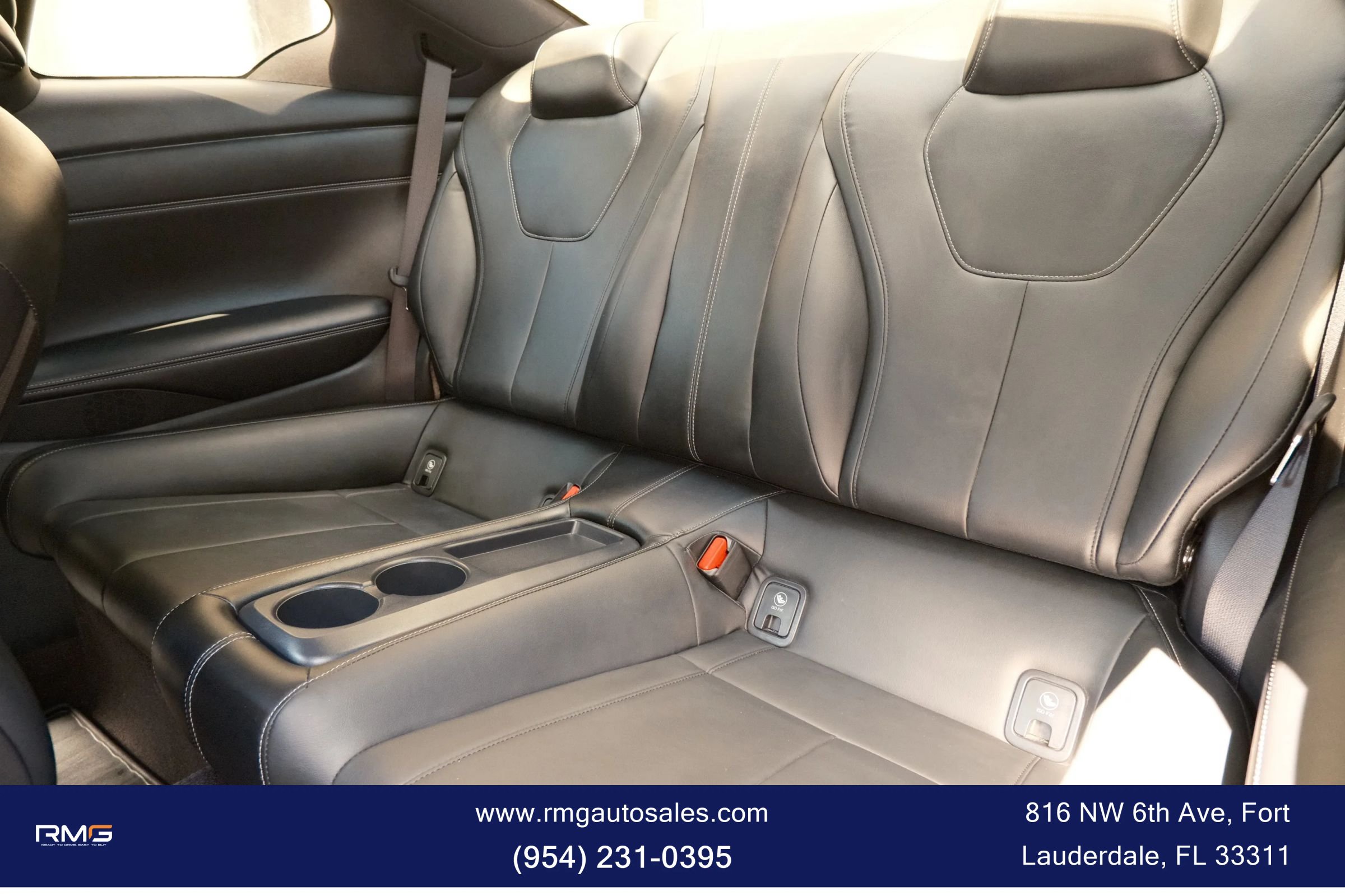 Used 2018 INFINITI Q60 3.0t Luxe RWD image 14