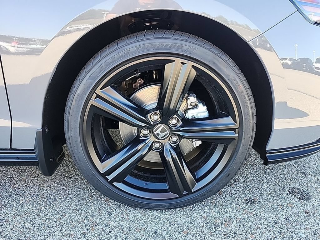 New 2025 Honda Accord Sport image 9