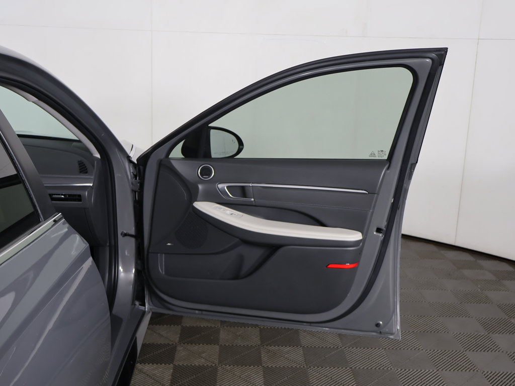 Used 2023 Hyundai Sonata Limited FWD image 23