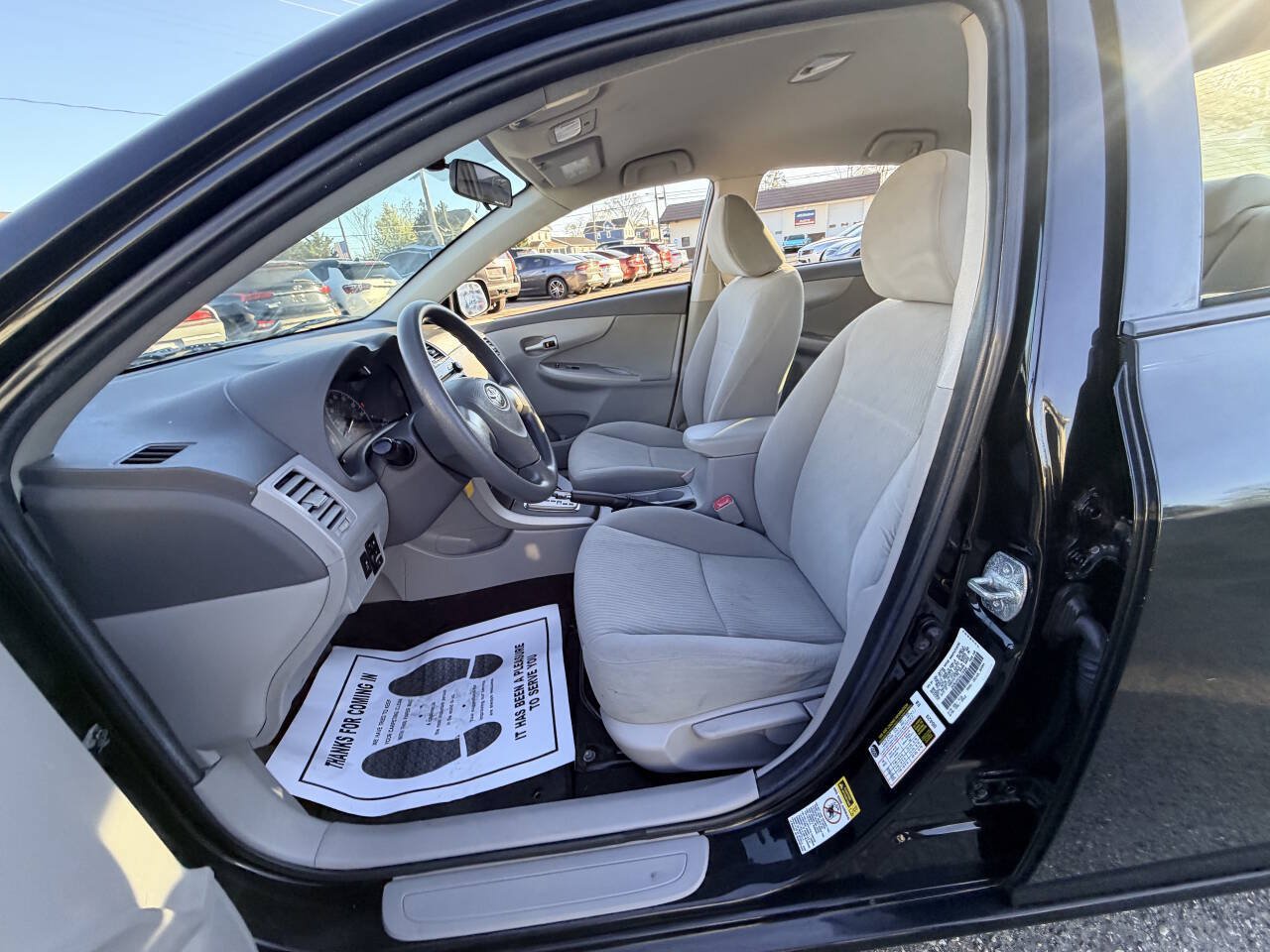 Used 2010 Toyota Corolla LE w/ All Weather Guard Pkg FWD image 31