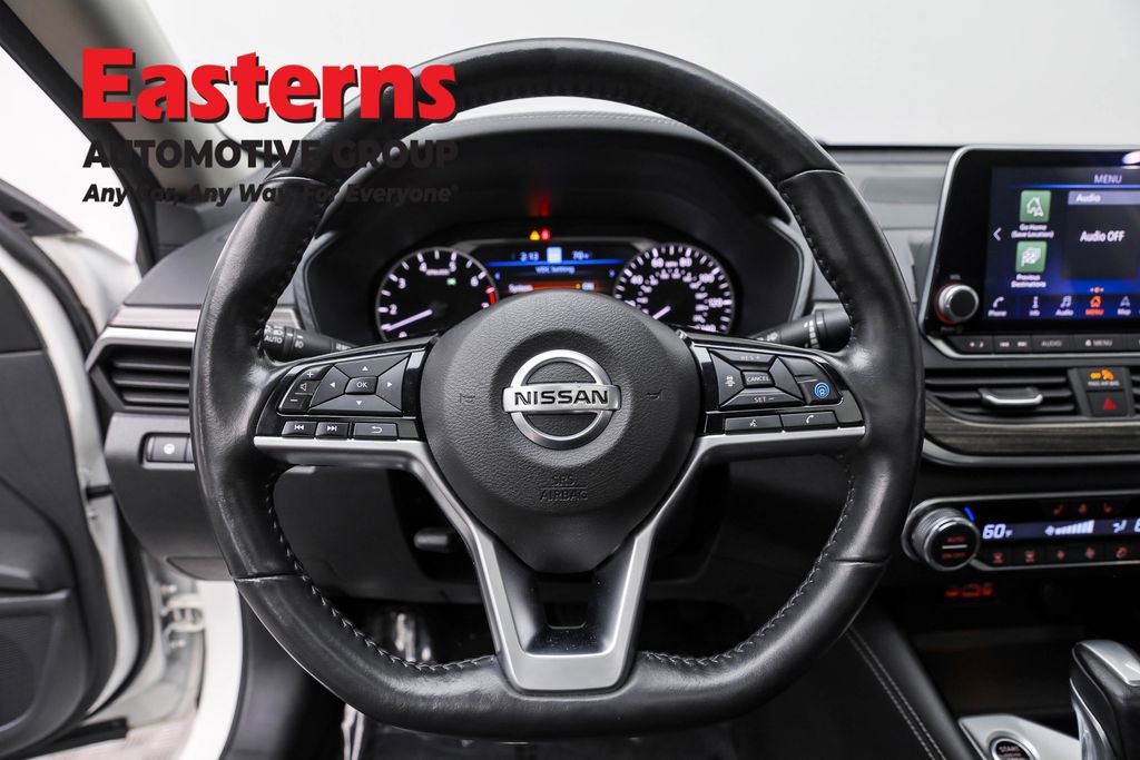 Used 2022 Nissan Altima 2.5 SL FWD image 10