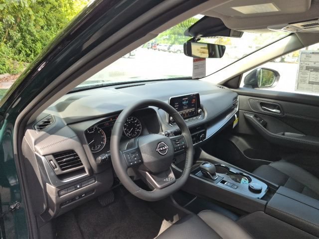 New 2026 Nissan Rogue Dark Armor AWD/4WD image 15