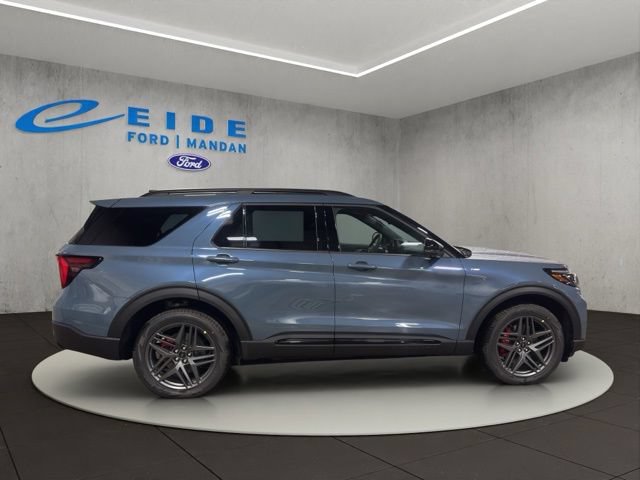 New 2026 Ford Explorer ST-Line w/ ST-Line Street Pack AWD/4WD image 8