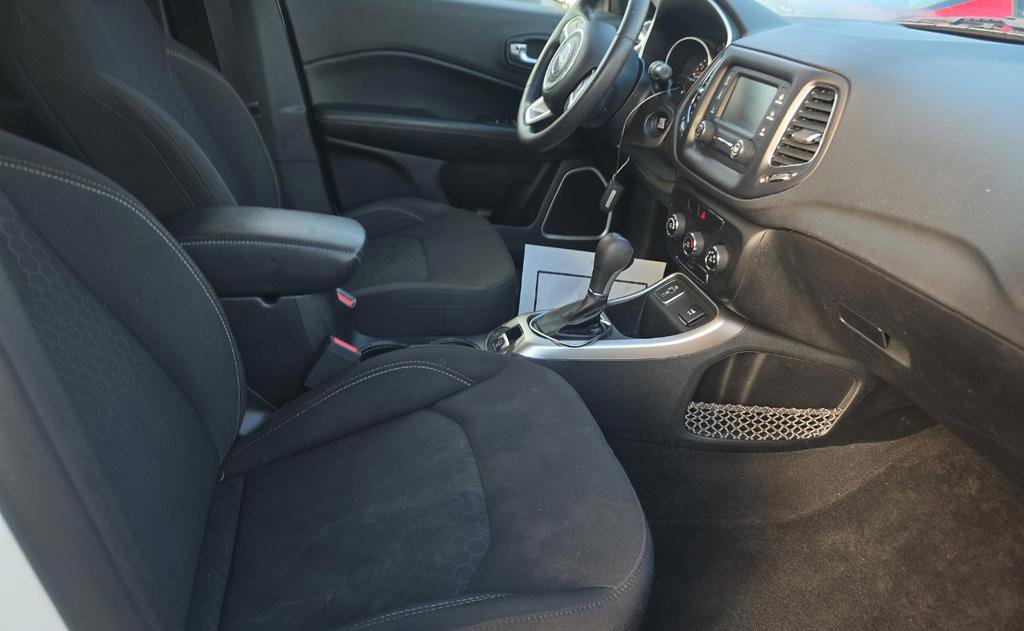 Used 2018 Jeep Compass Sport image 6