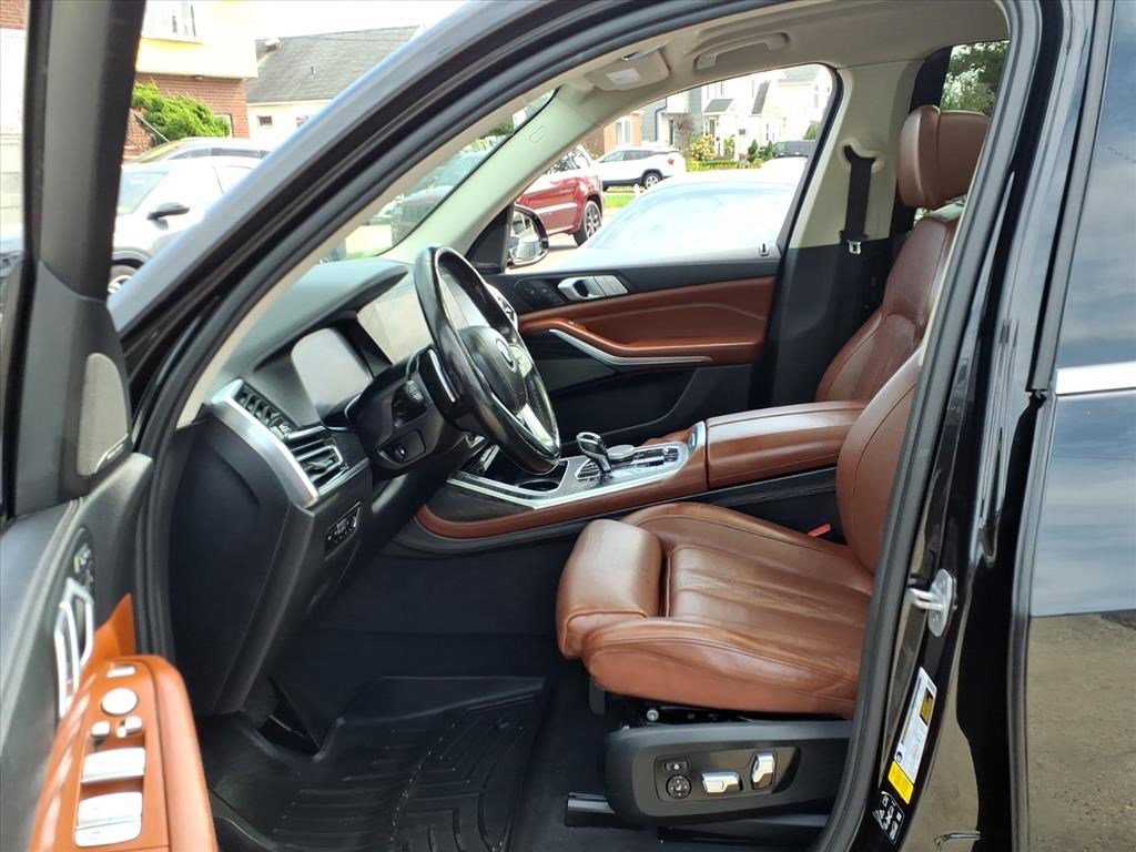 Used 2019 BMW X7 xDrive40i w/ Dynamic Handling Package image 31