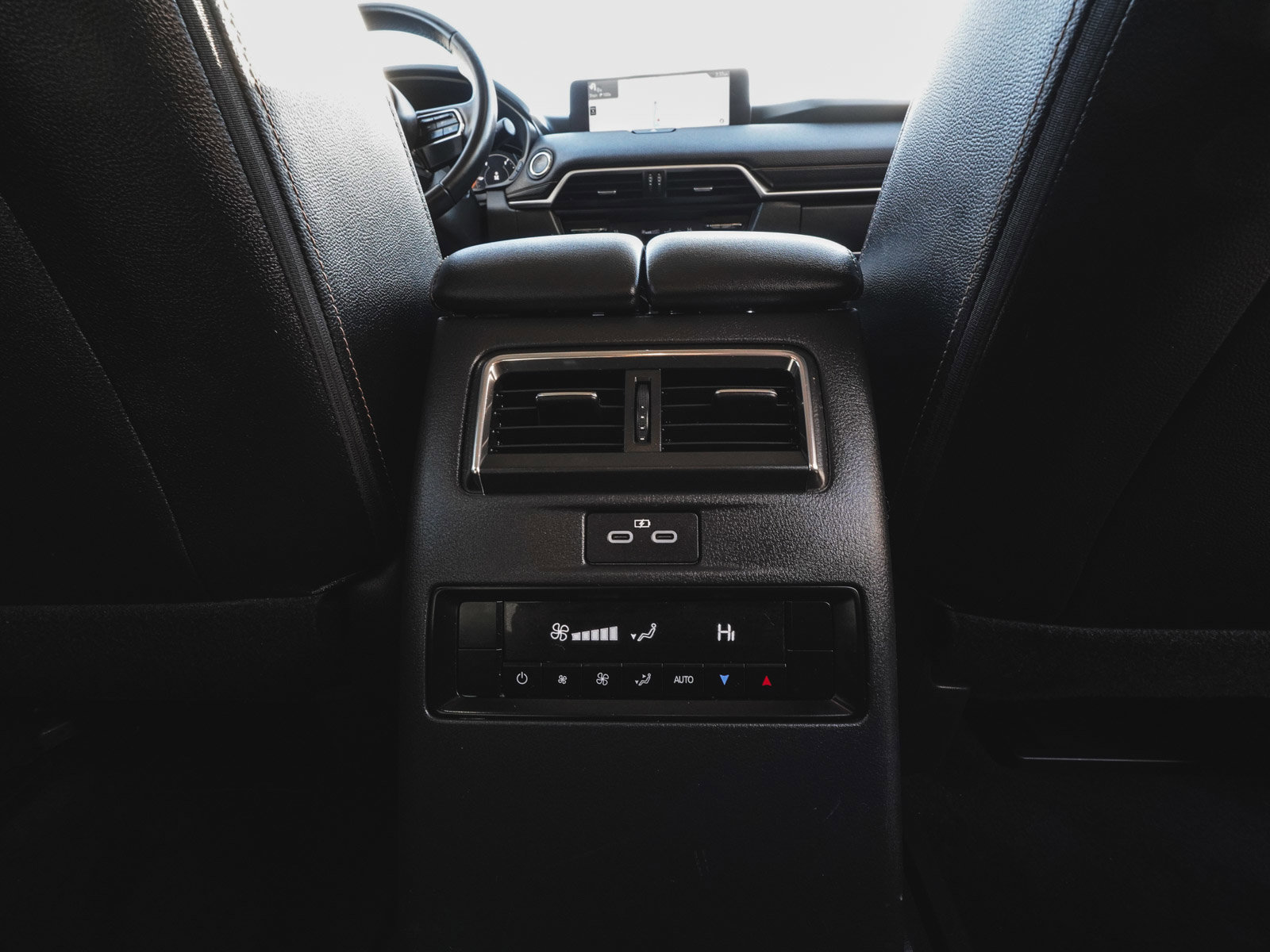 Used 2024 MAZDA CX-90 Plug-In Hybrid w/ Premium Pkg image 35