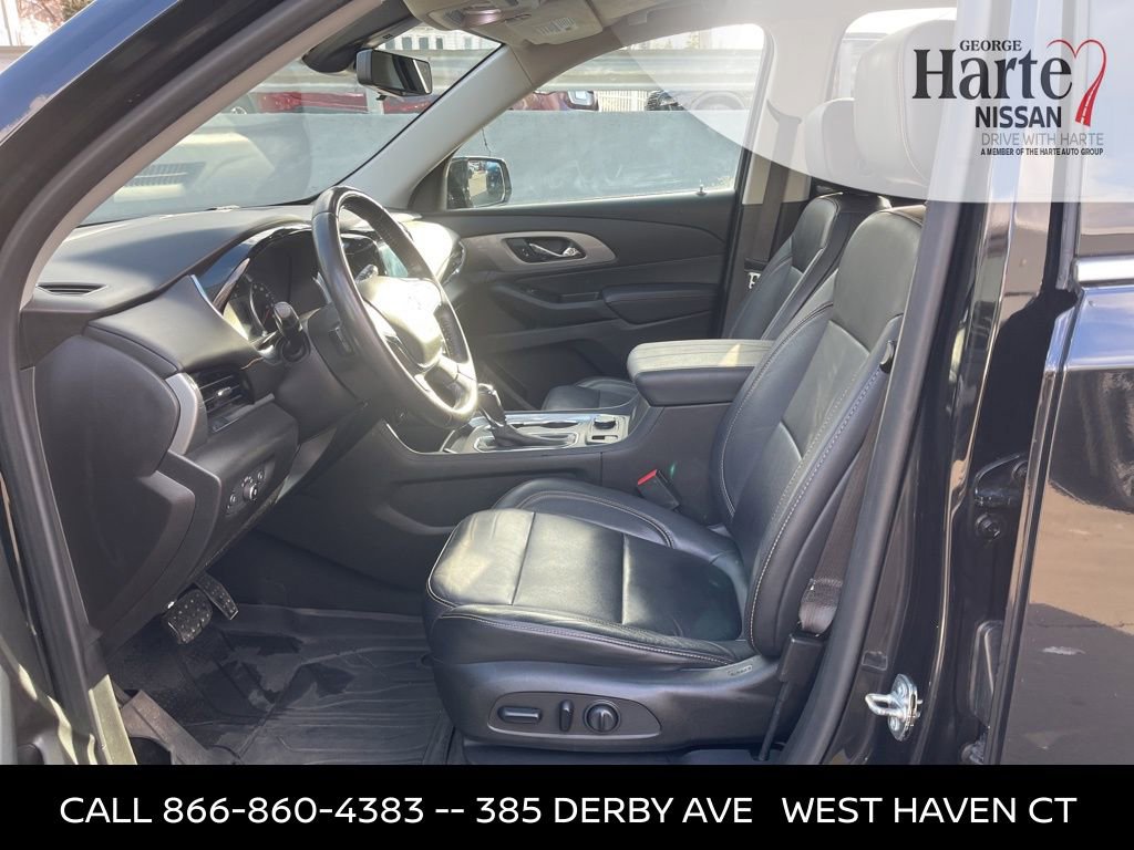 Used 2019 Chevrolet Traverse LT w/ LT Premium Package AWD/4WD image 19