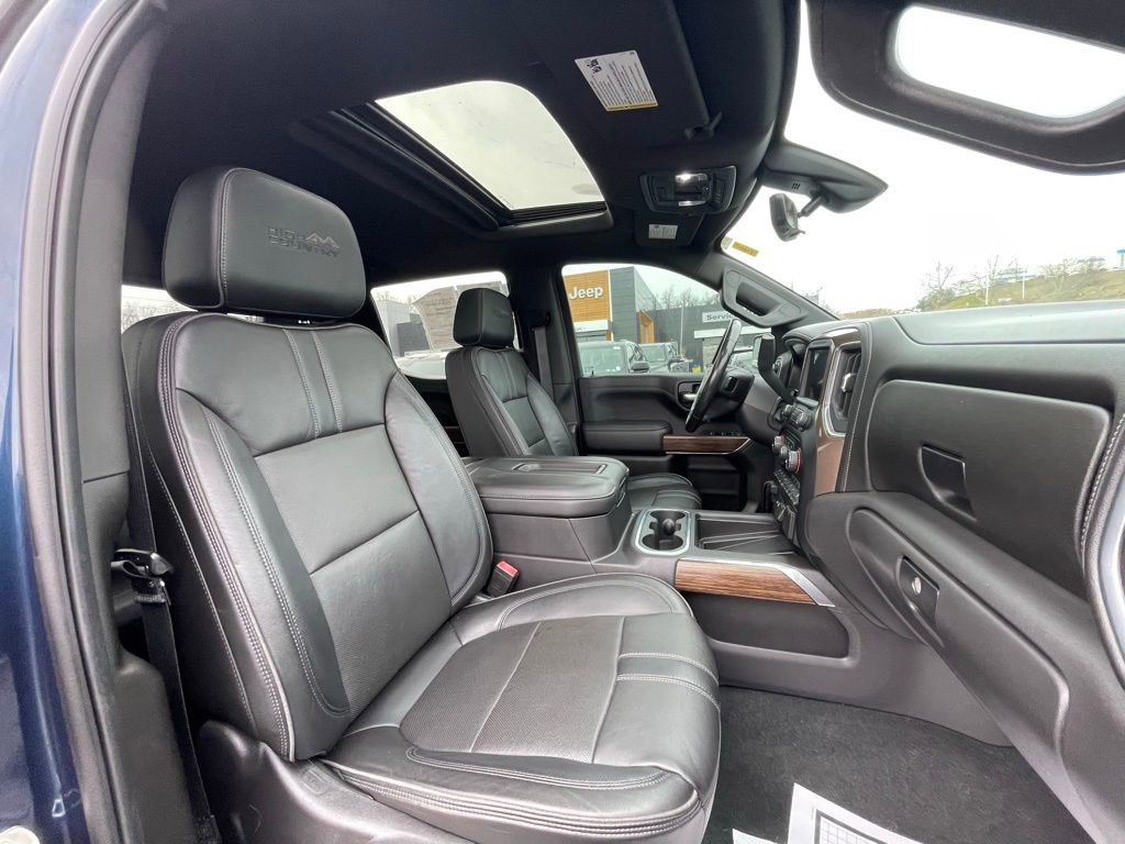 Used 2021 Chevrolet Silverado 1500 High Country w/ Technology Package image 18