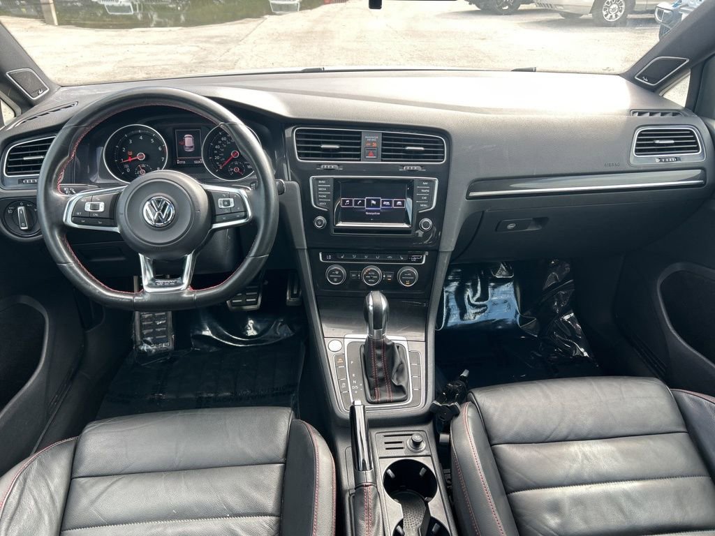 Used 2015 Volkswagen Golf 4-Door image 33