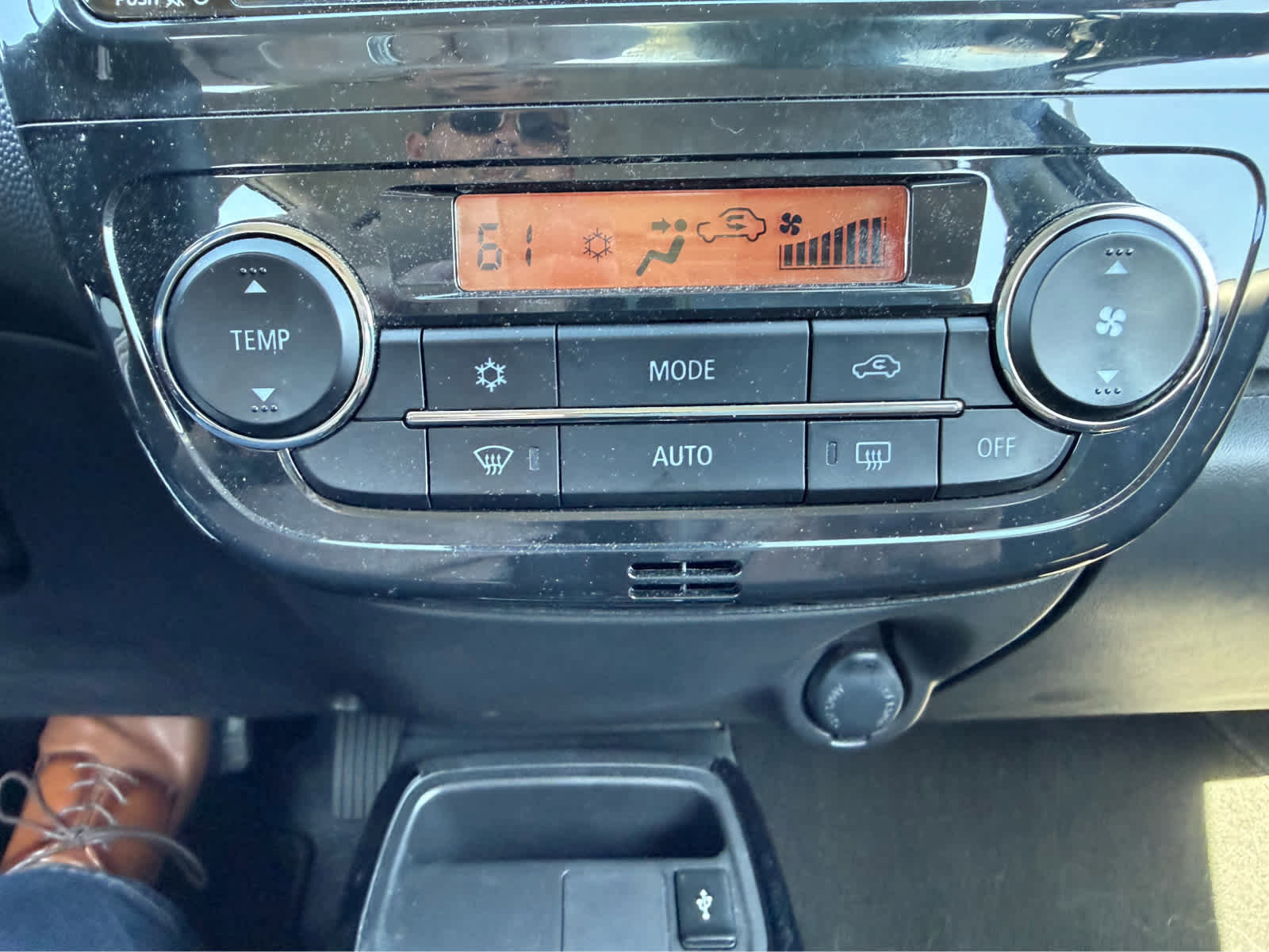 Used 2024 Mitsubishi Mirage Black Edition FWD image 20