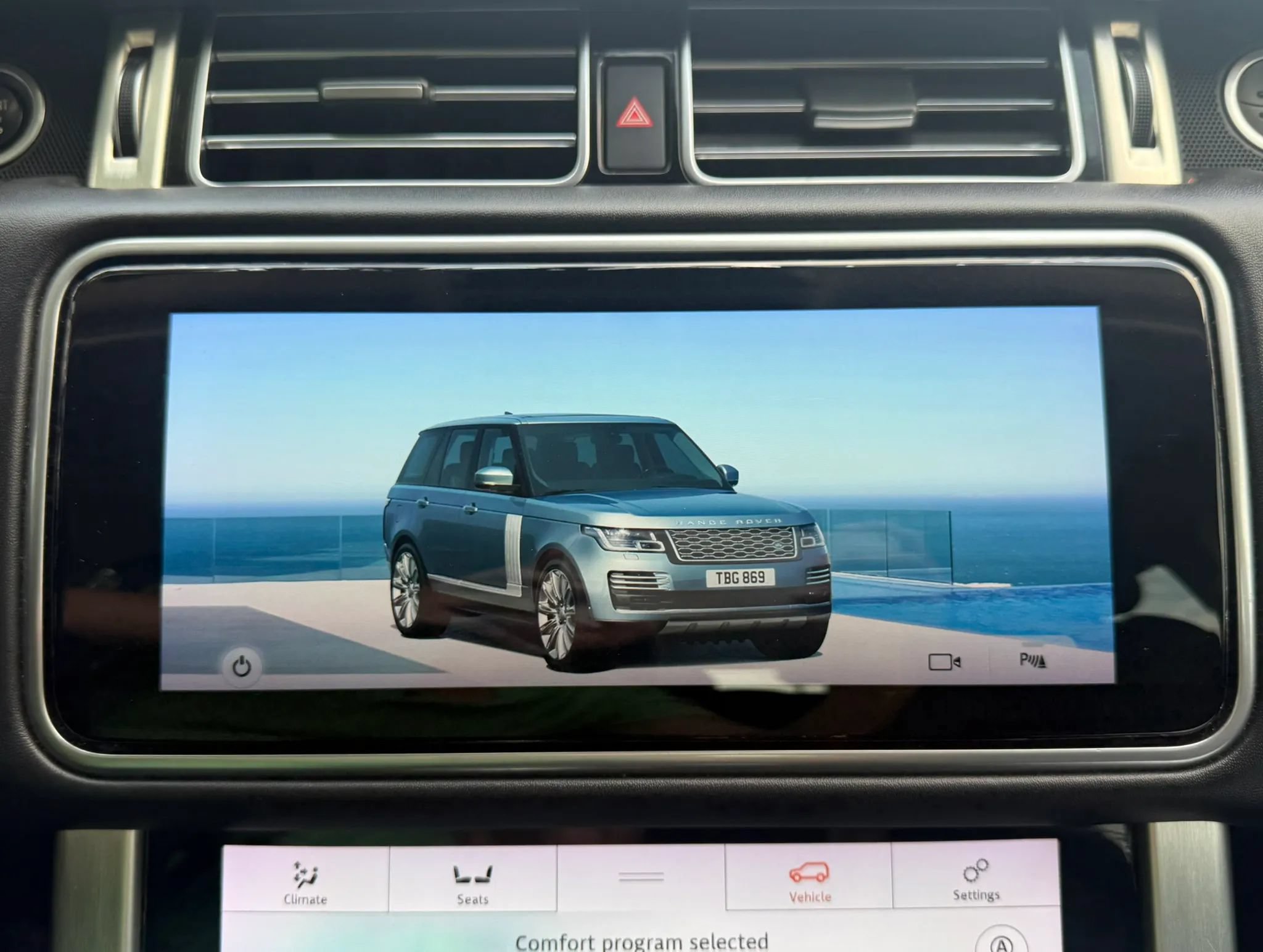 Used 2020 Land Rover Range Rover HSE AWD/4WD image 22